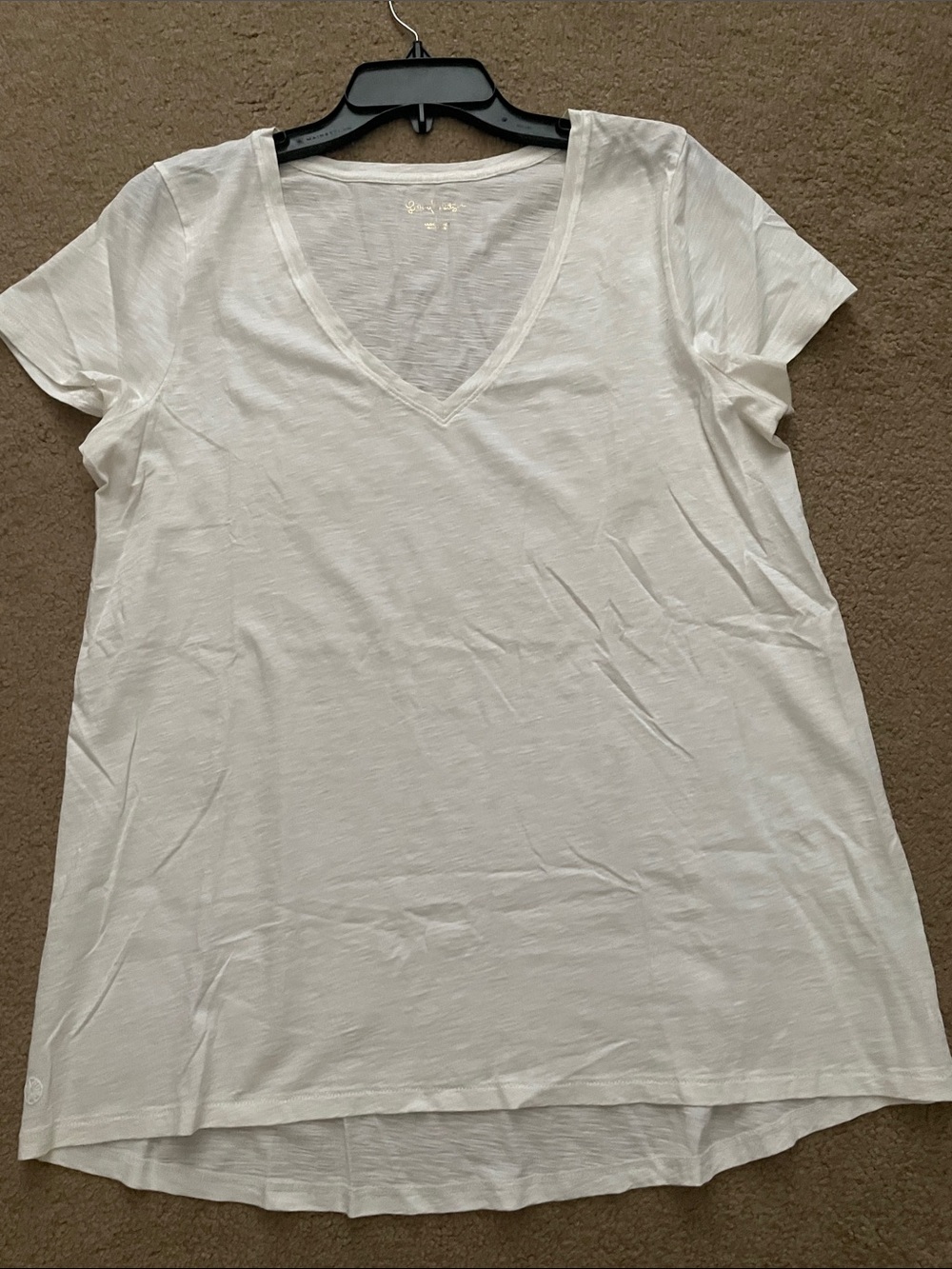 Lilly Pulitzer White V-Neck Short Sleeve Tee